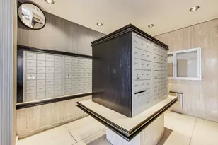 88 W Schiller St, Chicago, IL 60610 - Photo 29