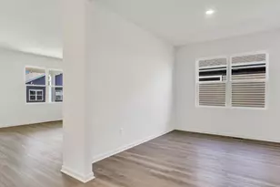 2523 Skye Dr, Pingree Grove, IL 60140 - Photo 9