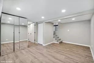 1731 W Potomac Ave, Chicago, IL 60622 - Photo 11