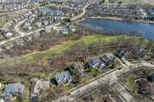 1065 Vineyard Dr, Gurnee, IL 60031 - Photo 29