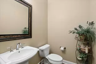 1065 Vineyard Dr, Gurnee, IL 60031 - Photo 23