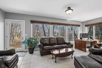 1065 Vineyard Drive, Gurnee, IL 60031 - Photo 15