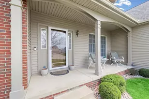 3908 Turnberry Dr, Champaign, IL 61822 - Photo 5