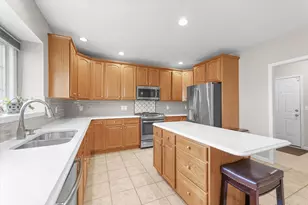 3908 Turnberry Dr, Champaign, IL 61822 - Photo 11