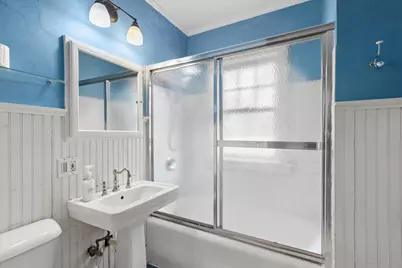 1319 N Ash Street, Waukegan, IL 60085 - Photo 15