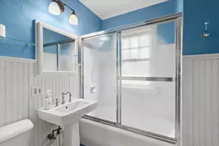 1319 N Ash St, Waukegan, IL 60085 - Photo 15