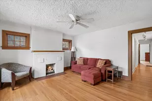 1319 N Ash St, Waukegan, IL 60085 - Photo 3