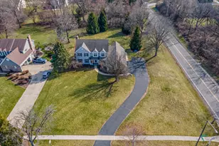 657 Old Westbury Rd, Crystal Lake, IL 60012 - Photo 49