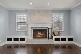 657 Old Westbury Rd, Crystal Lake, IL 60012 - Photo 13