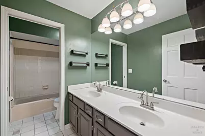 [Address not provided], Crystal Lake, IL 60012 - Photo 31