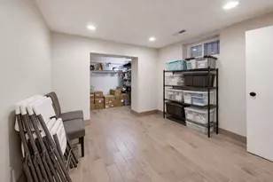 7015 N Sheridan Rd, Chicago, IL 60626 - Photo 31