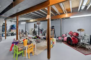 1919 Coach Dr, Naperville, IL 60565 - Photo 19