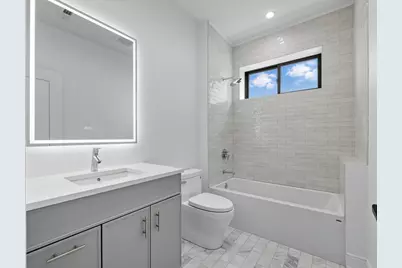 2471 N Clybourn Avenue #3, Chicago, IL 60638 - Photo 9