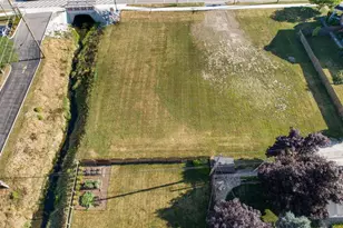 652 Penfield St, Beecher, IL 60401 - Photo 7