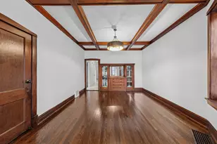 128 S Parkside Ave, Chicago, IL 60644 - Photo 5