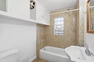 8047 45th Pl, Lyons, IL 60534 - Photo 11