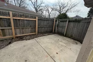 26 E Washington Ave, Lake Bluff, IL 60044 - Photo 9