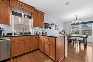 1315 Hosmer St, Joliet, IL 60435 - Photo 9