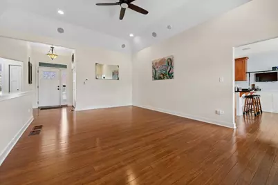 1315 Hosmer Street, Joliet, IL 60435 - Photo 5