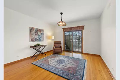 302 Roscommon Court, Glen Ellyn, IL 60137 - Photo 9