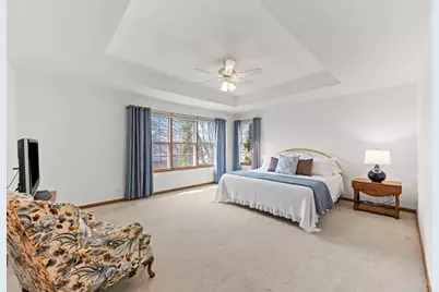 302 Roscommon Court, Glen Ellyn, IL 60137 - Photo 19