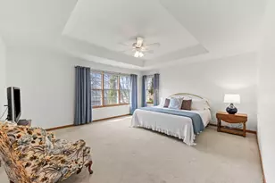 302 Roscommon Ct, Glen Ellyn, IL 60137 - Photo 19