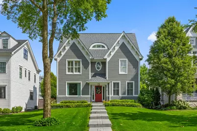 735 W 8th Street, Hinsdale, IL 60521 - Photo 1