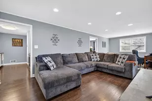 2634 Silver Creek Dr, Franklin Park, IL 60131 - Photo 11