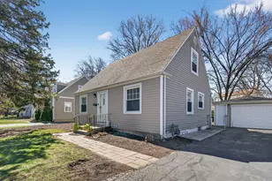 2634 Silver Creek Dr, Franklin Park, IL 60131 - Photo 1