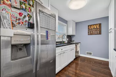 2634 Silver Creek Drive, Franklin Park, IL 60131 - Photo 9