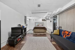 2634 Silver Creek Dr, Franklin Park, IL 60131 - Photo 31