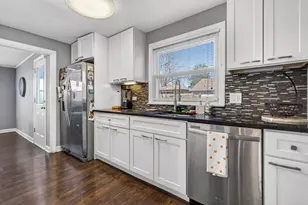 2634 Silver Creek Dr, Franklin Park, IL 60131 - Photo 13