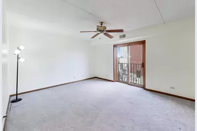 6980 W Touhy Avenue #402, Niles, IL 60714 - Photo 15