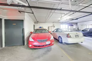 6980 W Touhy Ave, Niles, IL 60714 - Photo 23