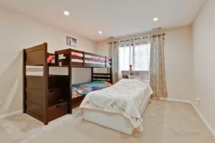 [Address not provided], Buffalo Grove, IL 60089 - Photo 19