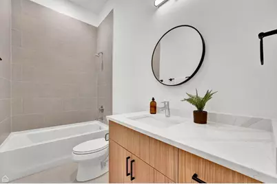 1625 W 13 Street #201, Chicago, IL 60608 - Photo 15