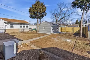 222 Park Dr, Joliet, IL 60436 - Photo 15