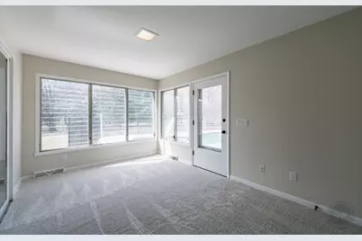 15600 Griswold Springs Road, Plano, IL 60545 - Photo 27