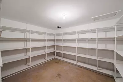 15600 Griswold Springs Road, Plano, IL 60545 - Photo 59