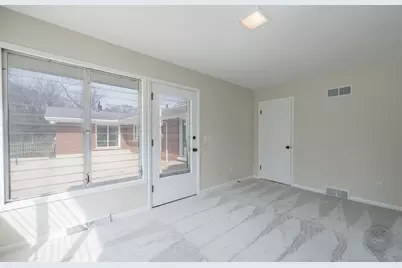 15600 Griswold Springs Road, Plano, IL 60545 - Photo 25