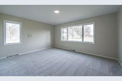 15600 Griswold Springs Road, Plano, IL 60545 - Photo 37