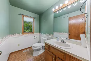 11923 S Laurie Ave, Palos Park, IL 60464 - Photo 9