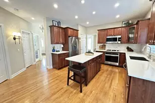 823 Columbia Cir, North Aurora, IL 60542 - Photo 13