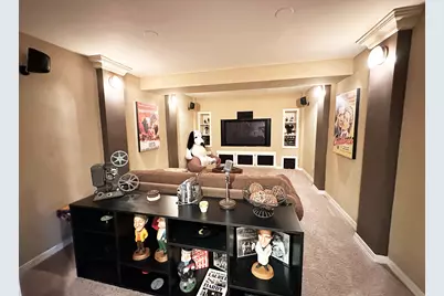 823 Columbia Circle, North Aurora, IL 60542 - Photo 37