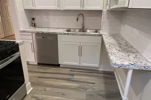 2210 E 70th St, Chicago, IL 60649 - Photo 13