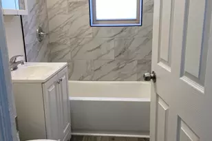 2210 E 70th St, Chicago, IL 60649 - Photo 5