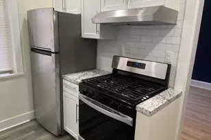 2210 E 70th St, Chicago, IL 60649 - Photo 15