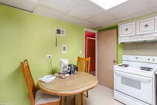 [Address not provided], Oak Lawn, IL 60453 - Photo 9