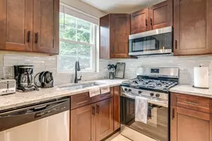 [Address not provided], Chicago, IL 60649 - Photo 7