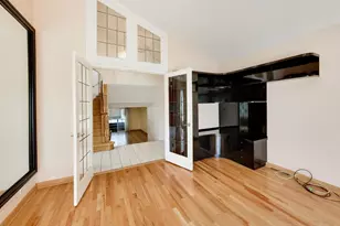 5714 Crain St, Morton Grove, IL 60053 - Photo 11